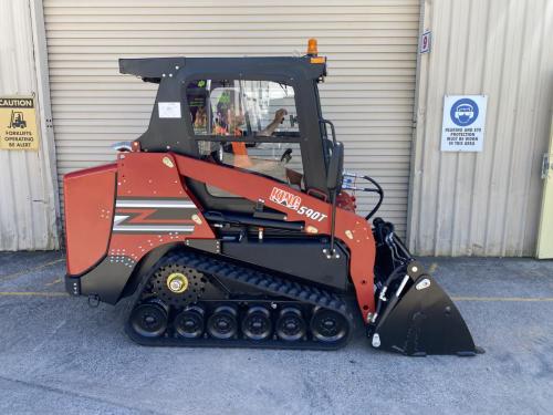 590t-skid-steer-33