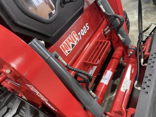 790kg-Skid-Steer-Loader-Enclosed-Cab-19
