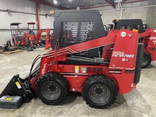 790kg-Skid-Steer-Loader-Enclosed-Cab-20