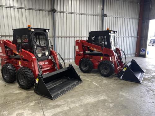 790kg-Skid-Steer-Loader-Enclosed-Cab-25