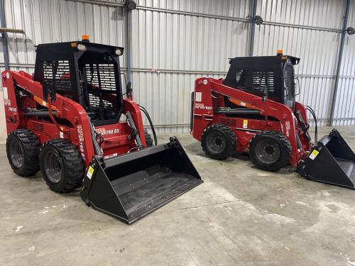 790kg-Skid-Steer-Loader-Enclosed-Cab-28