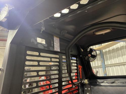 790kg-Skid-Steer-Loader-Open-Cab-15