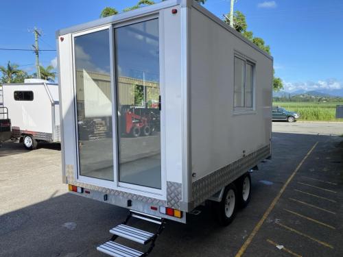 Maxi-Mobile-Office-19
