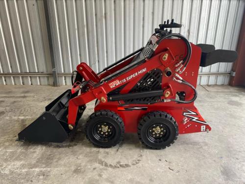 T15-Tracked-Mini-Skid-Steer-Loader-20