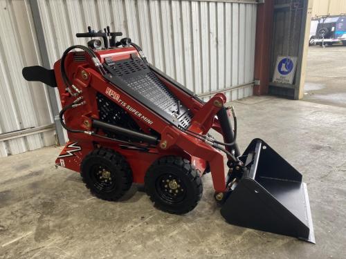 T15-Tracked-Mini-Skid-Steer-Loader-28