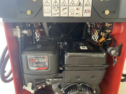 T15-Tracked-Mini-Skid-Steer-Loader-38